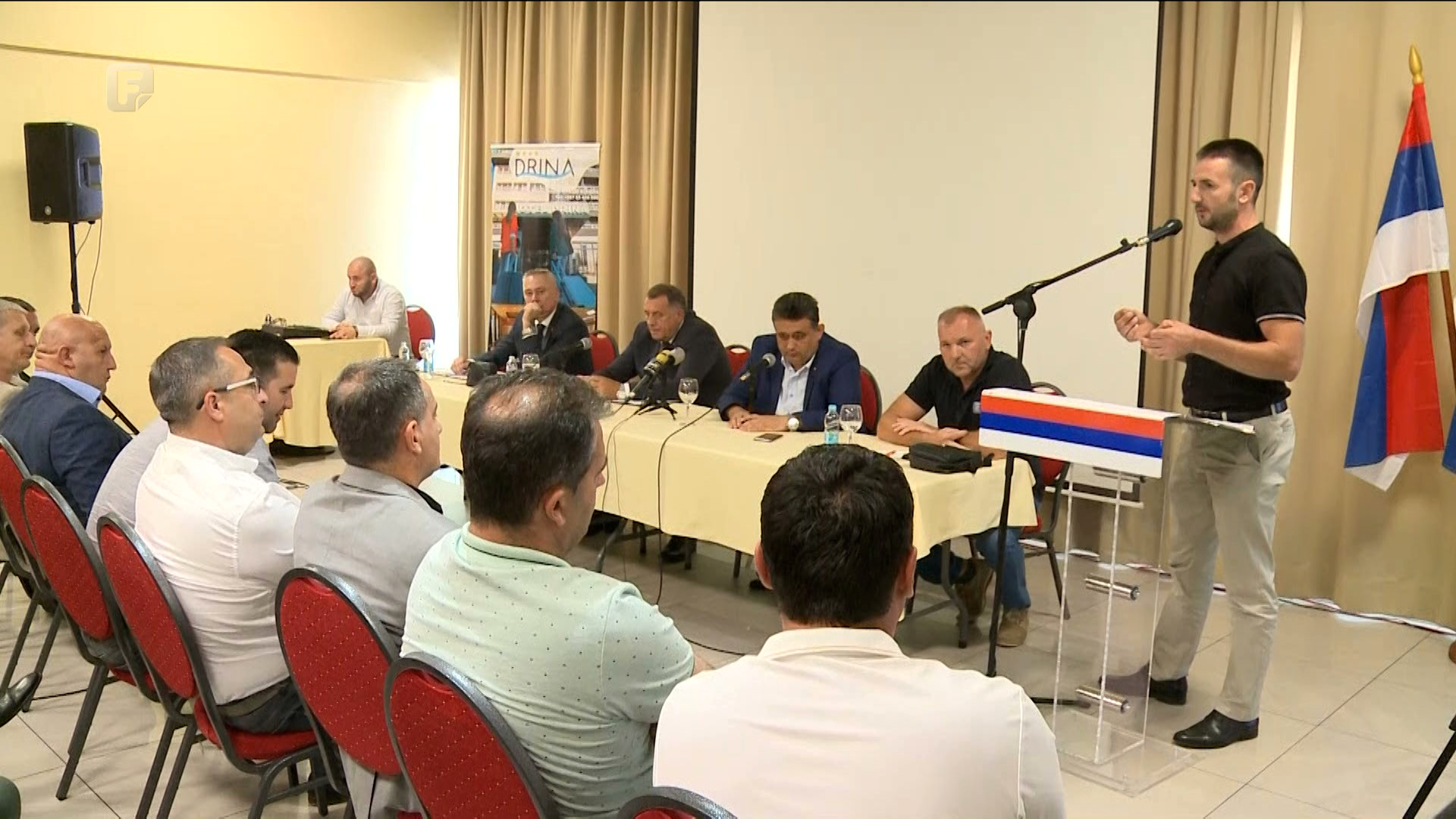 Semberski ratari sastali se s Dodikom – dogovorene mjere